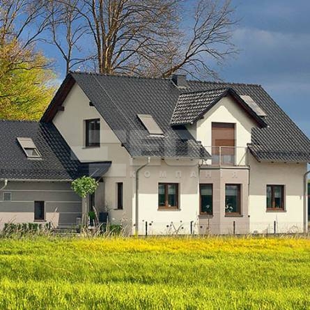 Керамическая черепица Braas Рубин 13V бриллиантово черная глазурованная