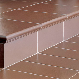 Вхідна група з клінкеру